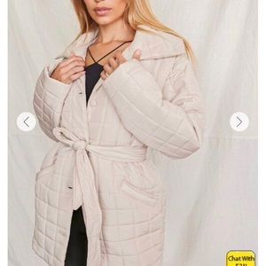 Like new quilted tie up jacket